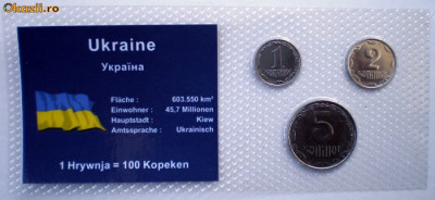 5.323 UKRAINA UCRAINA SET 3 MONEDE UNC IN FOLDER 1, 2, 5K 2008 foto