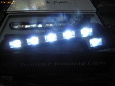 proiectoare cu lumina de zi puternice model mercedes-benz culoare alb xeon foto