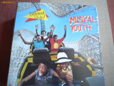 musical youth different style disc vinyl lp muzica reggae funk pop MCA 1983 USA foto