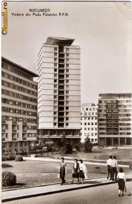 CP 209-03 Bucuresti -Vedere din Piata Palatului RPR -circulata 1963 -starea care se vede foto