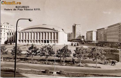 CP 210-100 Bucuresti -Vedere din Piata Palatului RPR -RPR -circulata 1965 -starea care se vede foto