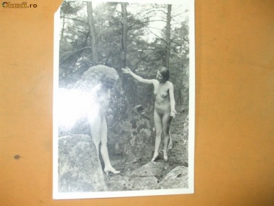 Fotografie veche arta erotica 2 nuduri femei pe stanci 18 x 13 cm foto