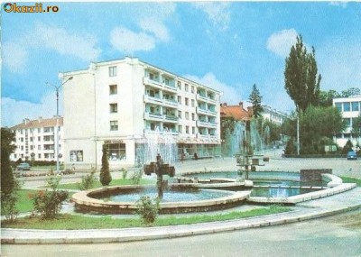 CP 213-94 Falticeni: Piata ,,23 August&amp;quot;-marca fixa -necirculata -starea care se vede foto
