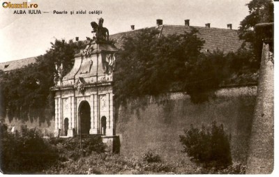 R-10093 Romania, RPR, Alba Iulia, Poarta si zidul cetatii, necirculata foto