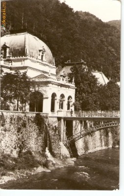 R-10136 Romania, RPR, Baile Herculane, Pod peste Cerna, circulata foto