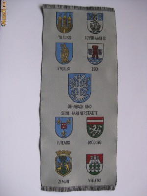 BANNER HERALDIC CU STEMELE UNOR LOCALITATI GERMANE foto