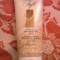 Lotiune de corp cu sclipici auriu Avon