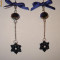 Cercei Glamour albastru inchis sclipiciosi si cu margelute (seed beads)