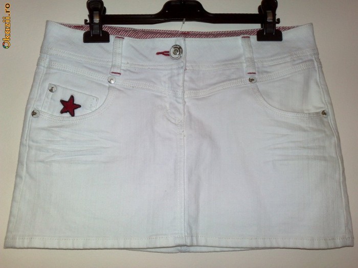 FUSTE FUSTA DAMA MINI DENIM ALB ORSAY, STIL MARINAR, MASURA S-M, NOUA foto mare FUSTE FUSTA DAMA MINI DENIM ALB ORSAY, STIL MARINAR, MASURA S-M, NOUA foto mare