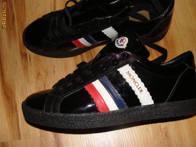 adidasi moncler de vanzare adidasi moncler de vanzare