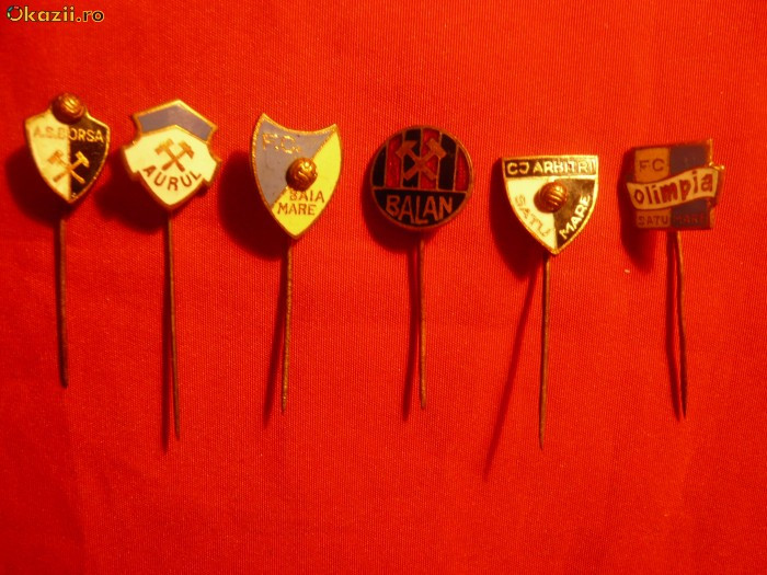 SET- 6 INSIGNE VECHI- FOTBAL IN ARDEAL SET- 6 INSIGNE VECHI- FOTBAL IN ARDEAL