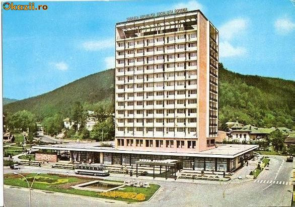 CP200-54 Piatra Neamt. Hotelul Ceahlau-carte postala, necirculata -starea care se vede