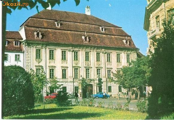 CP200-28 Sibiu. Muzeul Brukenthal -carte postala, circulata 1967 -starea care se vede