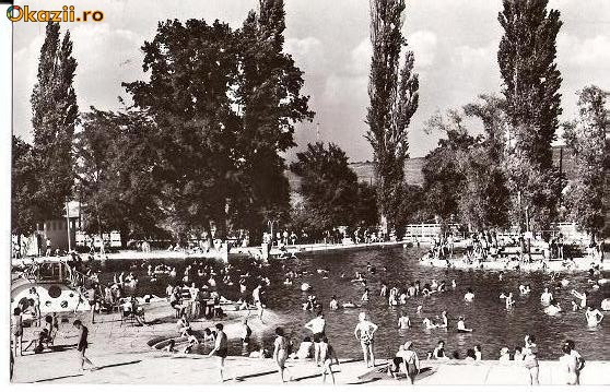 CP206-16 Oradea -Baile ,,Victoria&quot; -Strandul -RPR -carte postala, circulata 1965 -starea care se vede