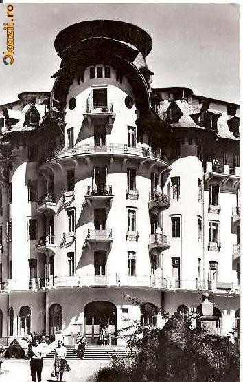 CP206-07 Govora -Sanatoriul balnear -Pavilionul central -RPR -carte postala, circulata 1966 -starea care se vede
