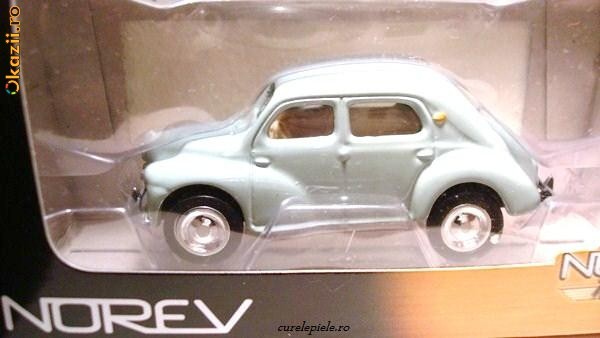 1/57 RENAULT 4 CV+**1799 DE MACHETE! 1/57 RENAULT 4 CV+**1799 DE MACHETE!