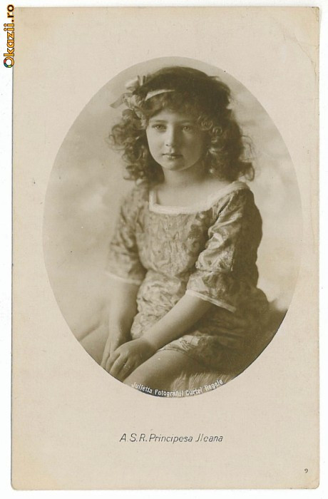 2397 - Princess ILEANA, Regale Royalty - old postcard, real PHOTO - unused