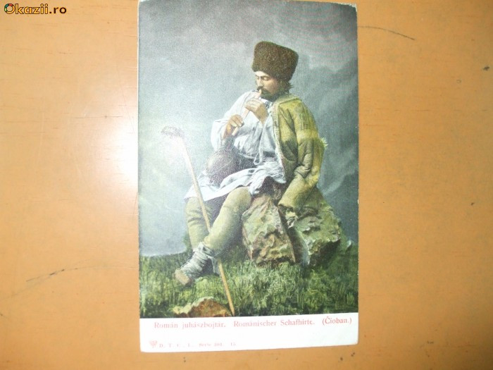 Carte postala port popular costum romanesc cioban fluier barbat Romanischer Scafhirte