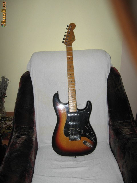 Vand chitara electrica Fender Stratocaster foto mare Vand chitara electrica Fender Stratocaster foto mare