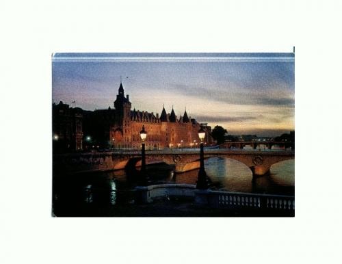 CP130-77 Paris -La Conciergerie -necirculata