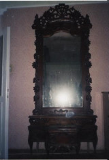 Oglinda de hol sec XVIII Dimensiune : L-2,5m; l-1m foto