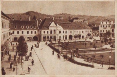 150 RPR Medias Piata Republicii foto