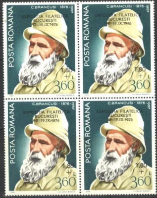 ROMANIA 1976 - SCULPTORUL C.BRANCUSI, timbru cu SUPRATIPAR in bloc de 4, Z17 foto