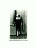 F FOTO-87 -Copil imbracat ca la serbare -Foto Zalevski -antebel