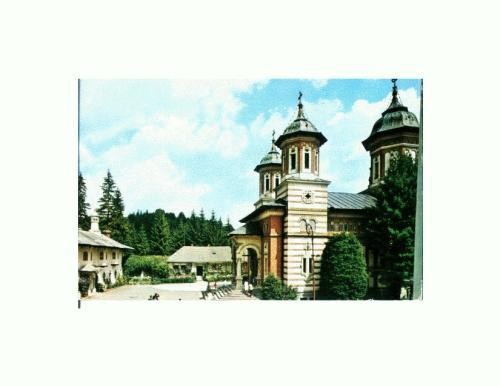CP108-69 -Sinaia Biserica noua a manastirii(sec.XIX) CP108-69 -Sinaia Biserica noua a manastirii(sec.XIX)