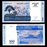 bnk bn Madagascar 100 ariary - 500 franci 2004 unc