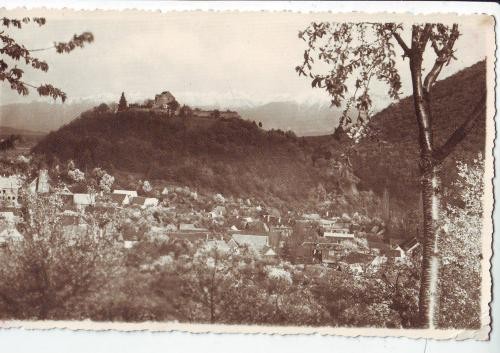 Cisnadioara, vedere generala cu cetatea, necirculat 1942 Cisnadioara, vedere generala cu cetatea, necirculat 1942
