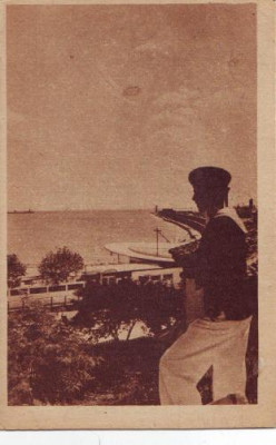 2197Constanta,marinar pe faleza,circulat 1948 foto