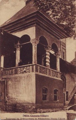 2267Horezu Pridvorul lui Brancoveanu,circulat 1916 foto