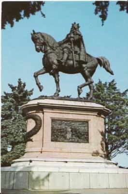 Iasi-Statuia lui Stefan cel Mare foto