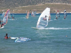 WINDSURF - cursuri de vara foto