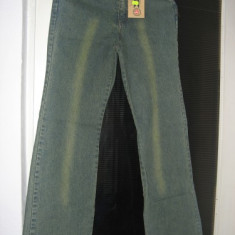 Pantaloni dama blugi