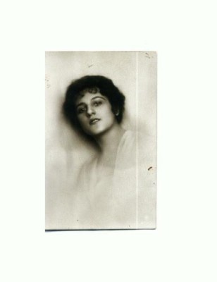 E FOTO 59 -Tanara -datata 1921 -dar necirculata foto