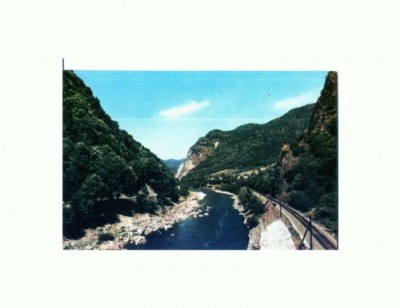 CP151-02 Oltul la Calimanesti (linie de tren) -necirculata foto