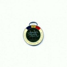 19 Medalie Atletism - diametrul aprox.5 cm -greutate cca.15 gr.
