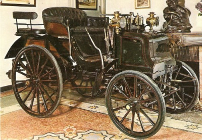 S174 Automobil de epoca Panhard 1864 necirculat foto