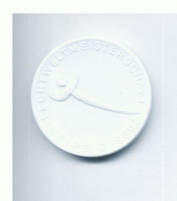124 Medaillen von Meissen -Porzellan-Manufaktur Meissen 2005 foto