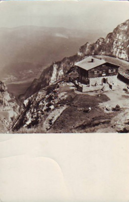 R2927 Muntii Bucegi Cabana Caraiman circulat 1961 RPR foto