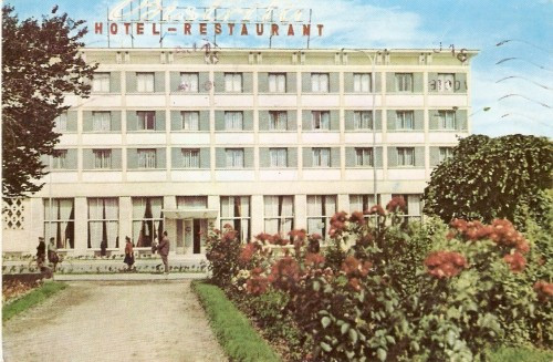 R2207 Bacau Hotelul Bistrita circulat 1962 RPR