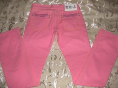 SUPER PRET ! Super pantaloni/blugi roz skinny de dama made in Italy Sz 26 noi ,strasuri buzunare! foto