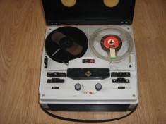 MAGNETOFON TESLA B4 foto