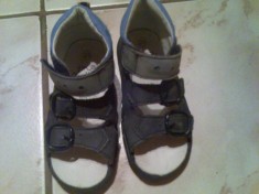 SANDALUTE DE PIELE MARIMEA 23 foto