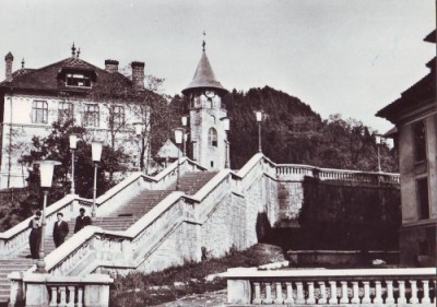 R-4904 Piatra Neamt Scarile spre Turnul lui Stefan cel Mare foto