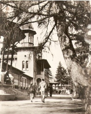 R5566 SLANIC MOLDOVA Spre Clubul muncitoresc CIRCULAT 1958 foto