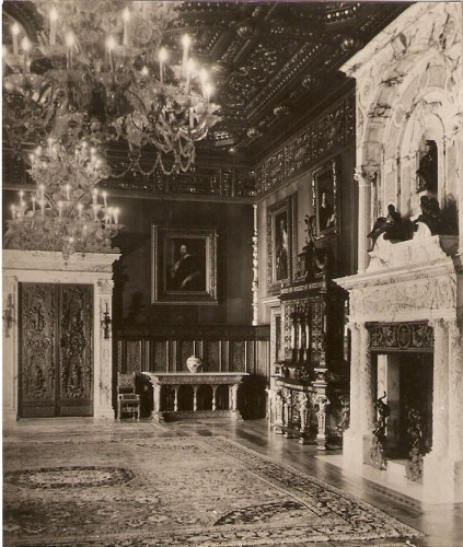 R5442 SINAIA Muzeul Peles Sala florentina NECIRCULAT