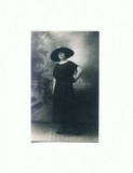 K FOTO 78 Doamna cu palarie in studio Zalevsky 1923 - Braila?